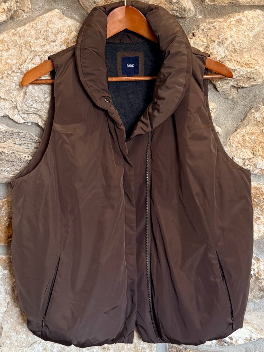 GAP Puffer Vest Cowl Neck Shimmer Brown Green Jersey Lined sz L
